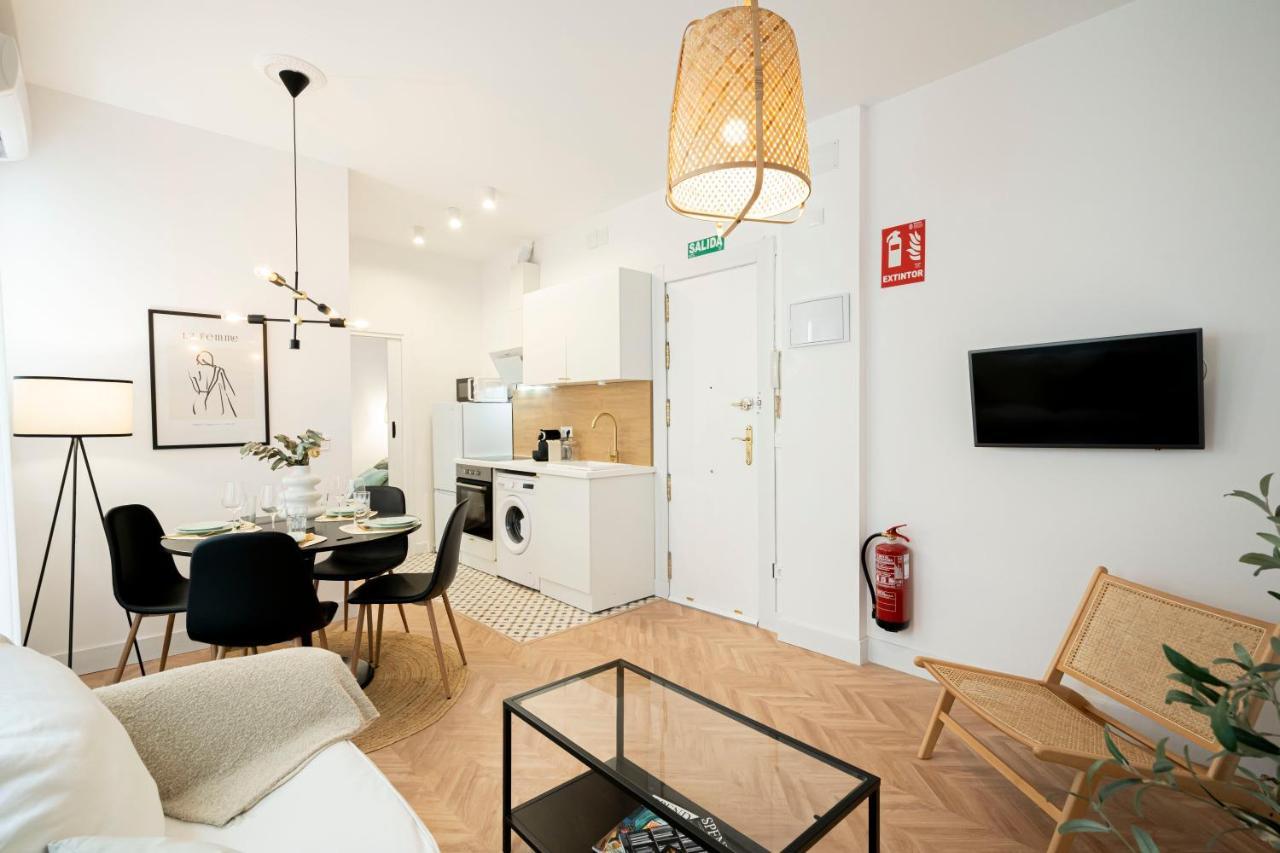 For You Rentals Apartamento Temporal Delicias Madrid Ccr9 Esterno foto